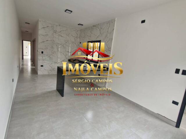 Casa para Venda em Caraguatatuba - 4