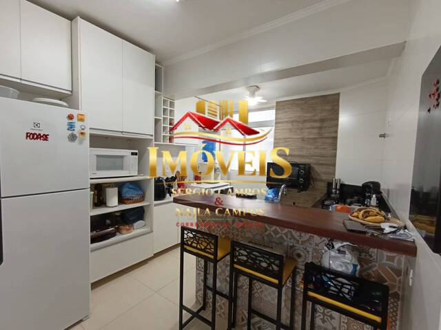 Apartamento para Venda em Caraguatatuba - 2