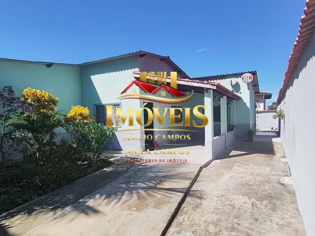 Casa para Venda em Caraguatatuba - 2