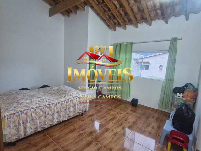 Casa para Venda em Caraguatatuba - 2